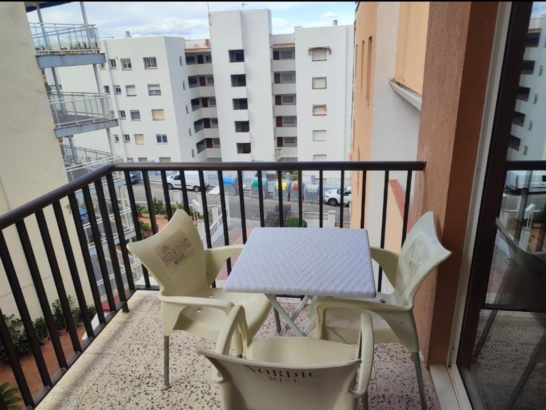 Apartamento Segunda Linea De La Playa Capellan Σαλού Δωμάτιο φωτογραφία